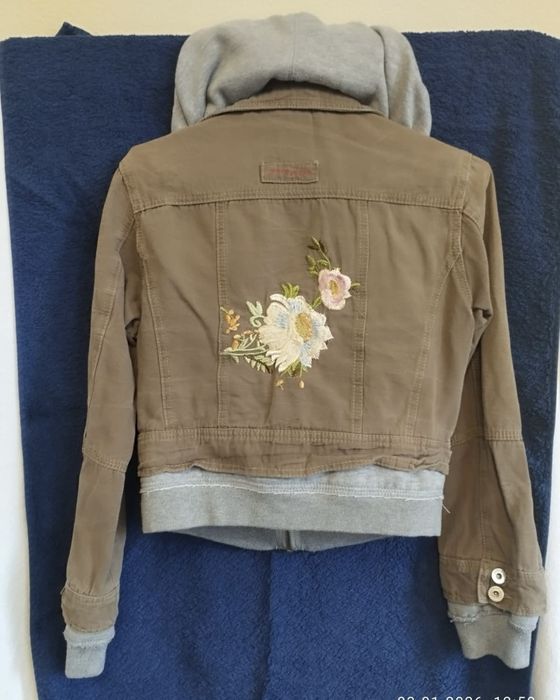 Куртки джинсовые