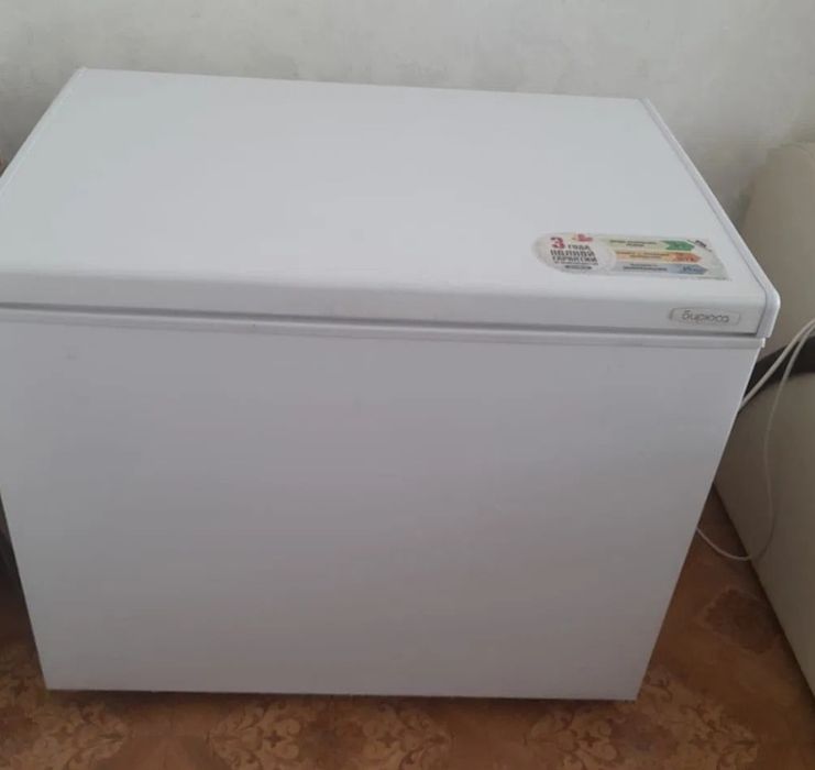 Продам морозильник