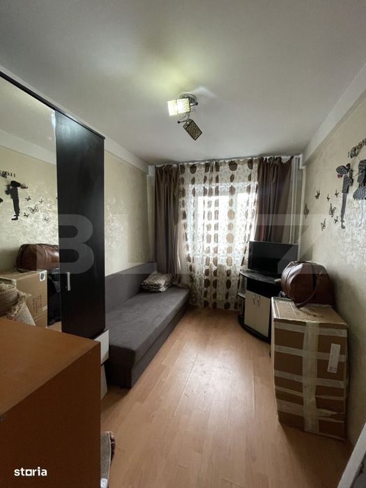 Garsoniera - Etaj 3 - Burdujeni