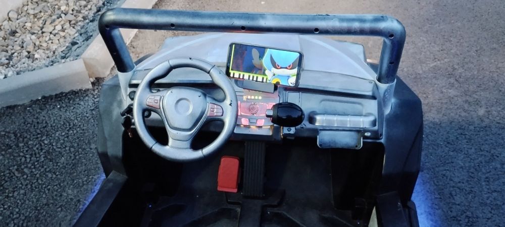 Mașinuță electrică Buggy 4x4 pentru copii până la 10 ani