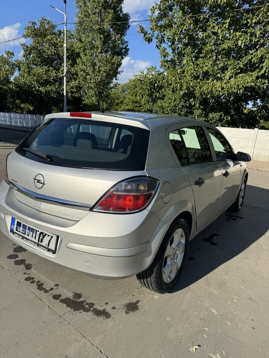 OPEL Astra 2009 — imagine 4