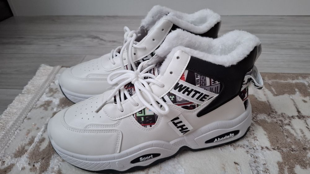 Зимние кроссовки 41 размер