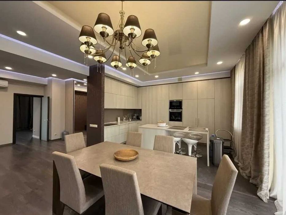 Двустаен имот в кв.Медицинска академия