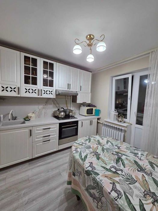 Продается 3комнатная квартира , 8мкр