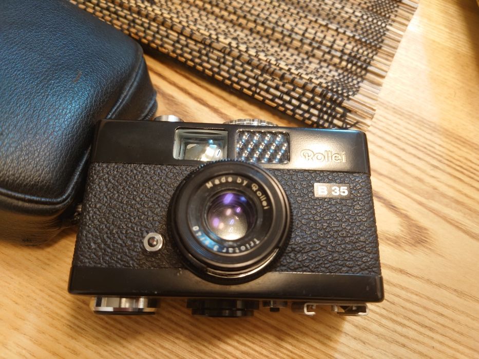 Aparat foto compact Rollei B35