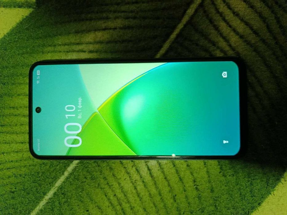 Продаю телефон infinix