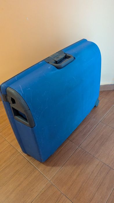 Пътнически куфар Samsonite - Carlton