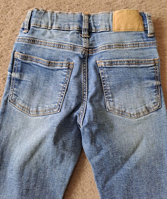 Blugi Zara Mărime 110