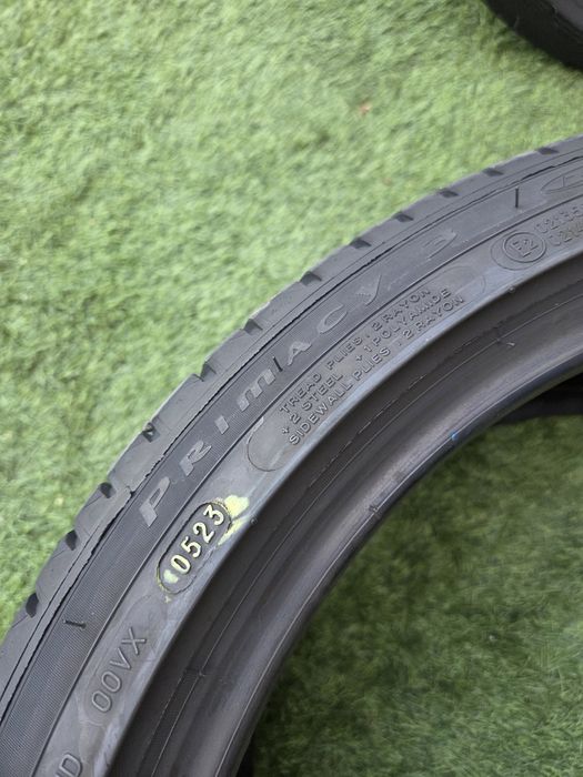 275 35 19 Michelin runflat