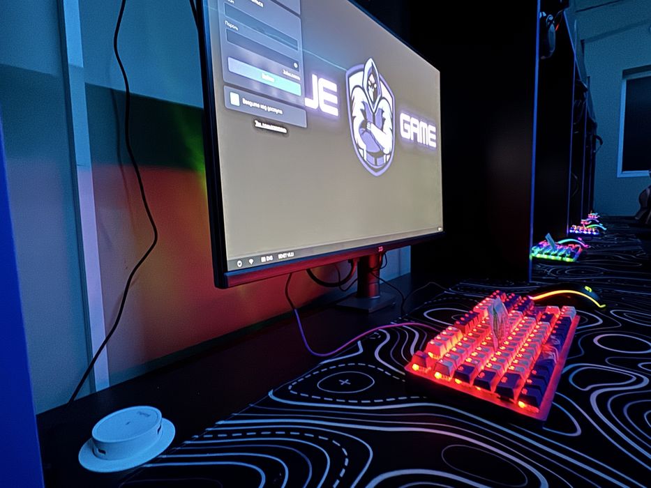 Продам компьютерный клуб