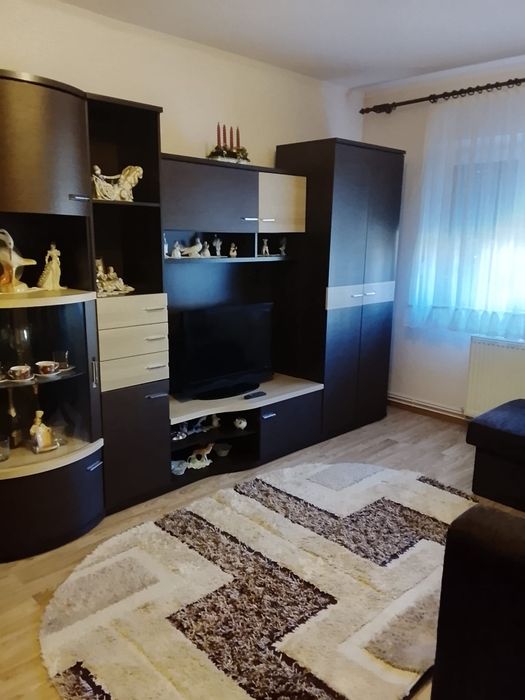 Vand sau schimb apartament 2 Camere