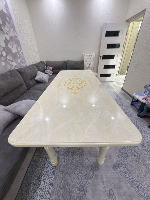 Стол стулья на 8 персон