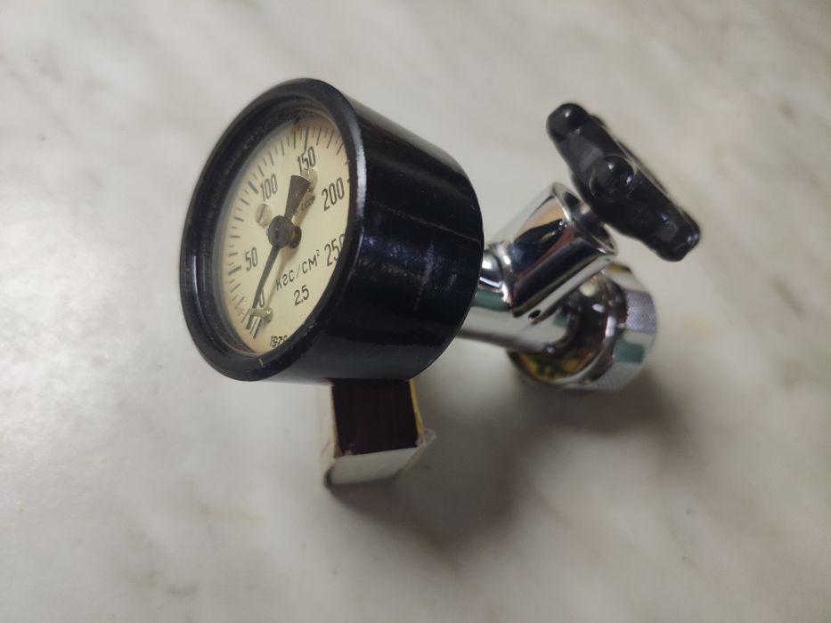 Манометры разные