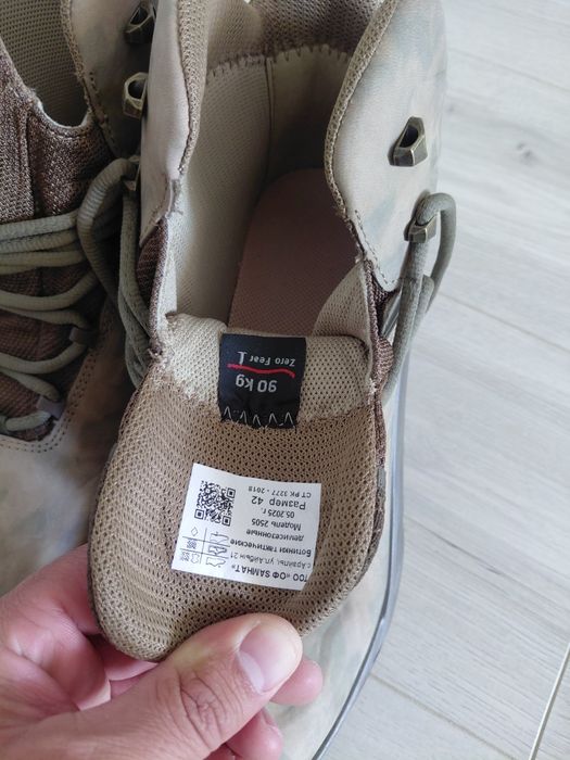 Продам берцы размер 42