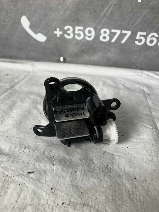 Халоген Jeep Avenger