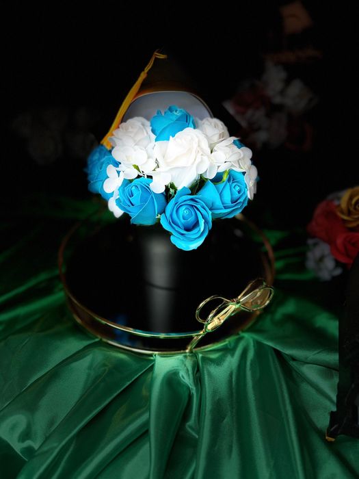 Лукс букети за абитуриенти