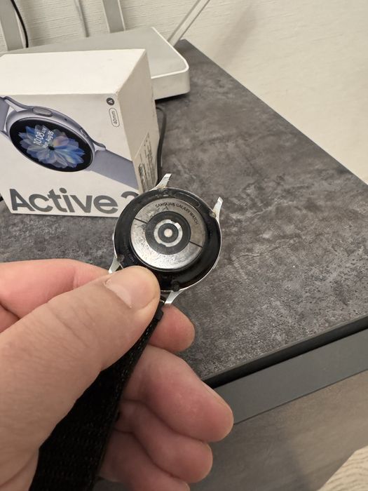 Smart часы samsung Active 2