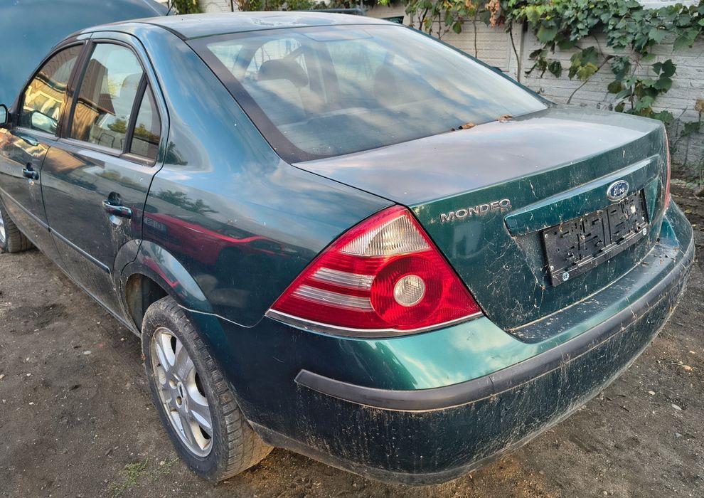 Ford Mondeo 2.0 tddi - motor complet,cutie,radiator,uși,triple,roti