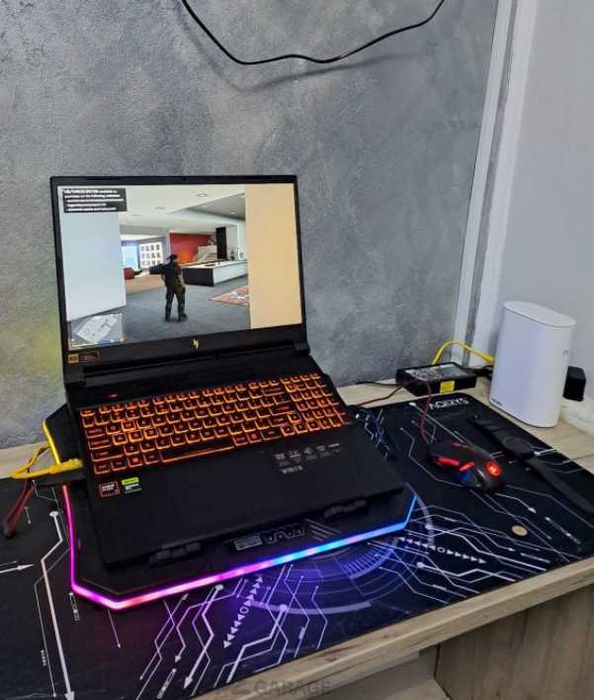 Laptop Gaming Acer Nitro V16 ANV16-41-R7HU