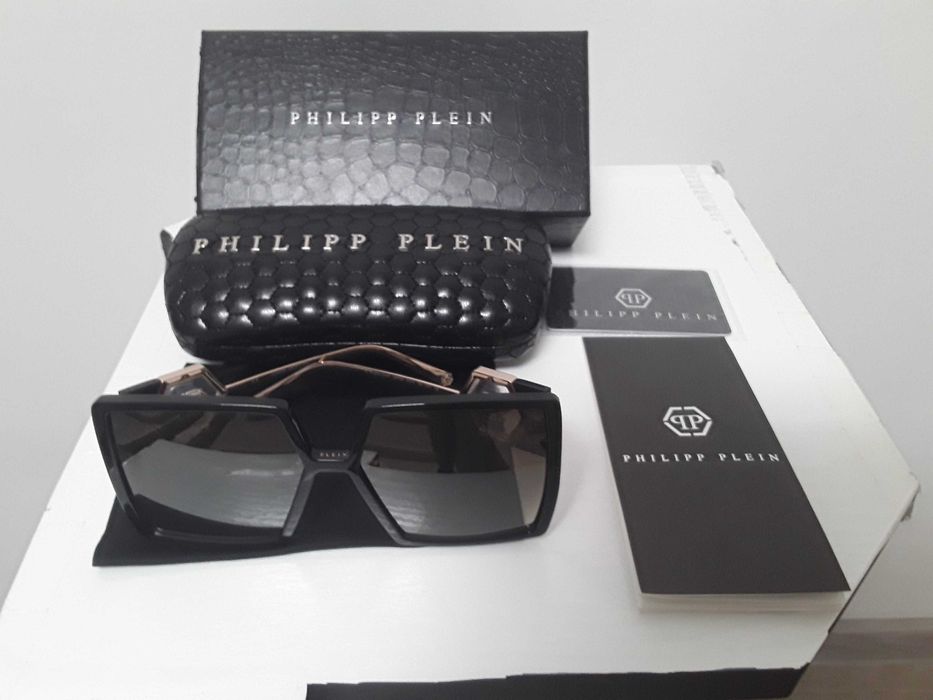 Ochelari de soare damă  PHILIPP PLEIN  sunt noi , 700 de lei
