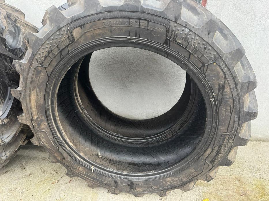 Cauciucuri radiale 380/80r38 (14,9/38)