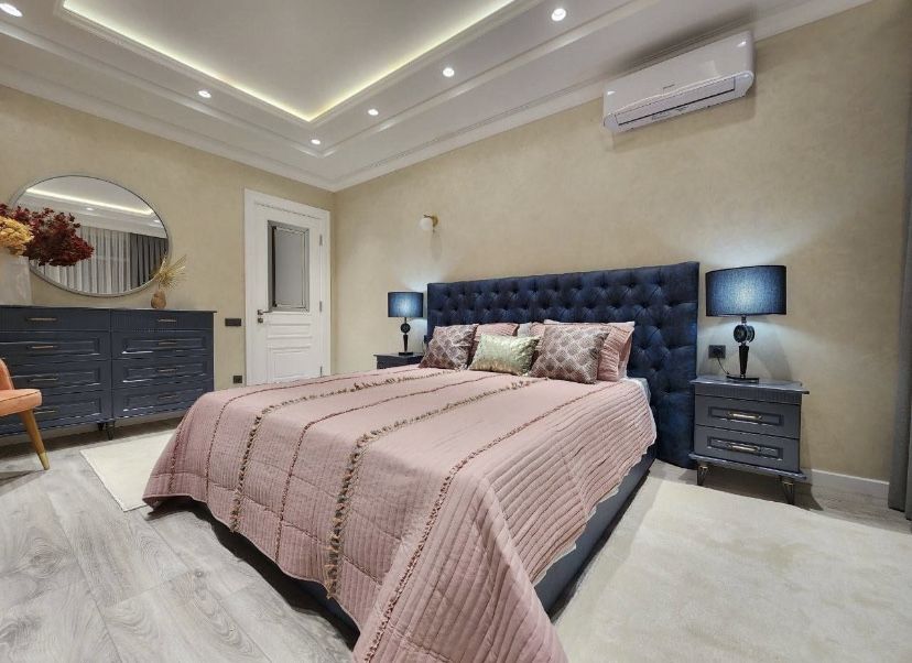 Срочно сдаётся квартира в центре!