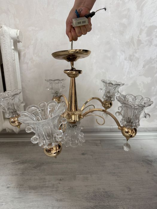 Продам винтажную люстру