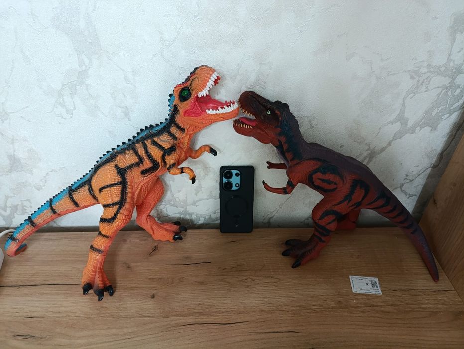 Продам коллекцию динозавров