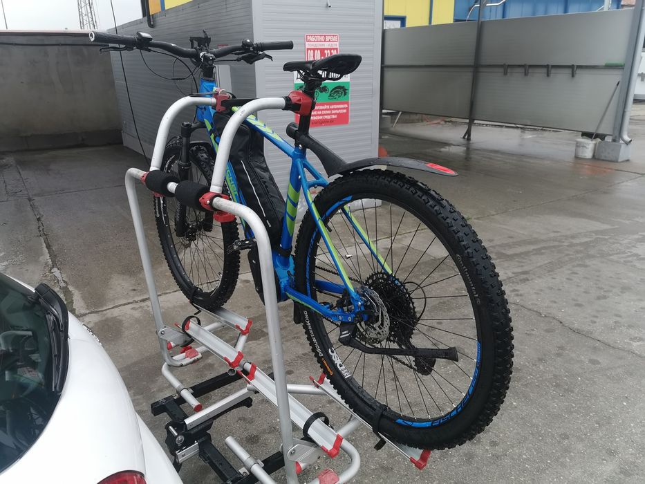 Стойки  за Kолела за теглич .