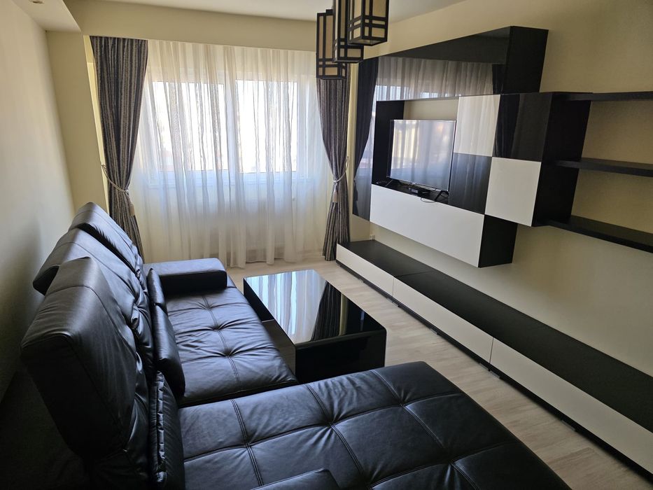 Închiriez apartament 3 camere zona centrala, Bdul Griviței nr 51