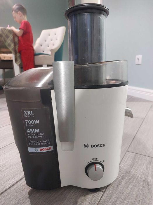 Storcator fructe BOSCH XXL 700W