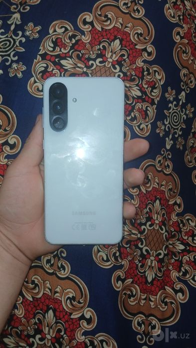 Galaxy a 56 256 tali