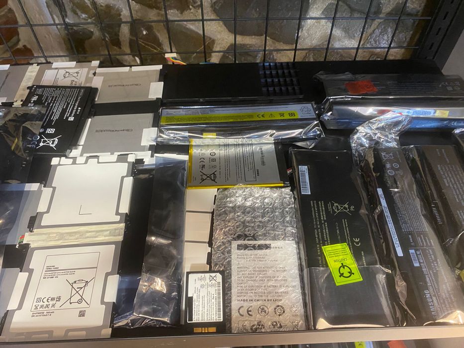 Bateri laptop telefoane 30 ron angro noi