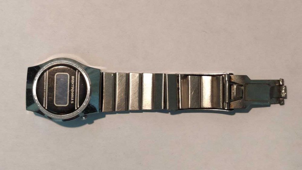 Часы Электроника на запчасти