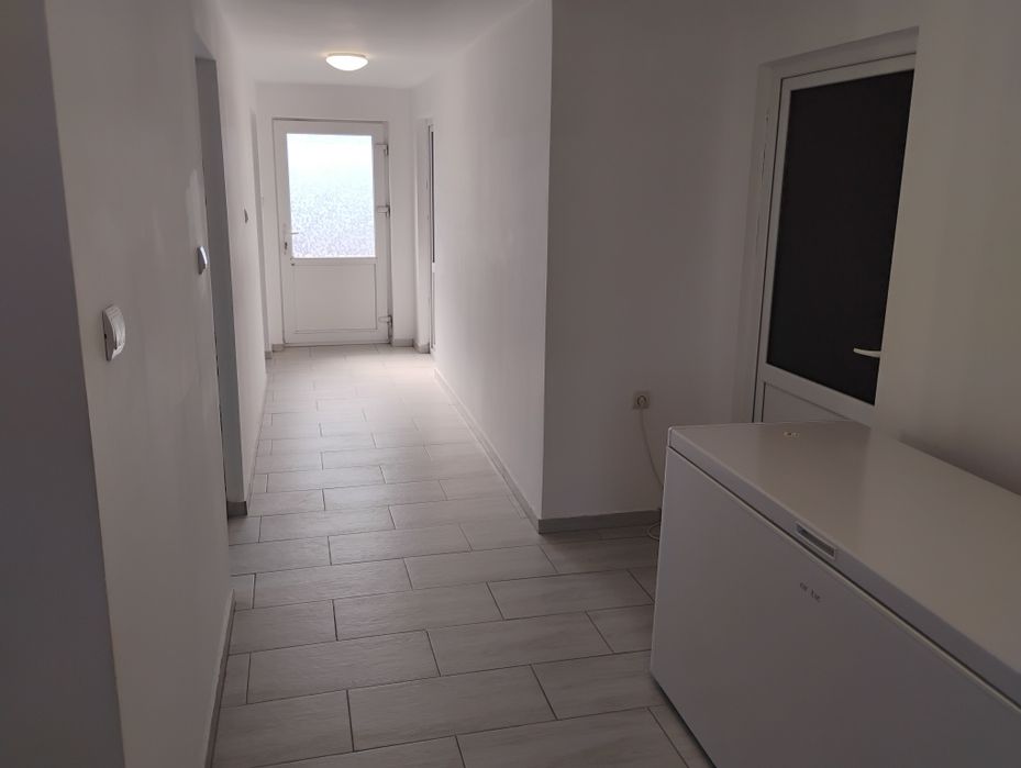 Casă de vânzare S+P+M în Valea Ursului