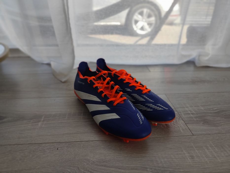 Papuci fotbal adidas predator