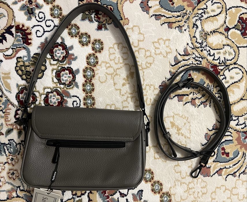 Продаю женскую сумку