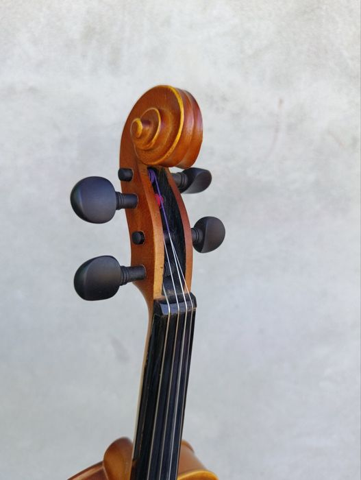 Skripka JinYin-E900