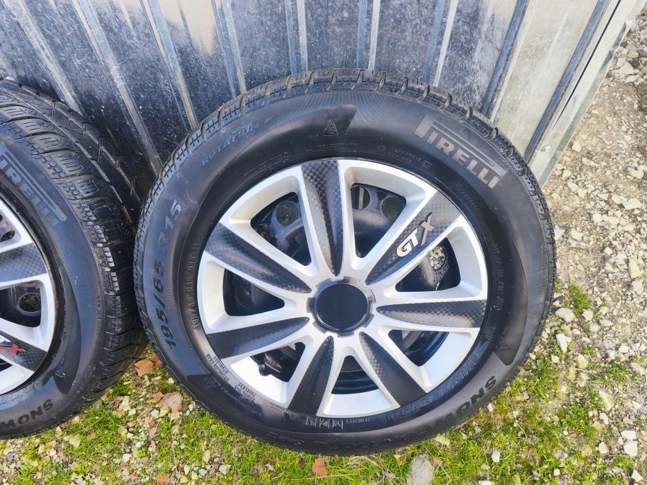 Vând jante Volkswagen Skoda