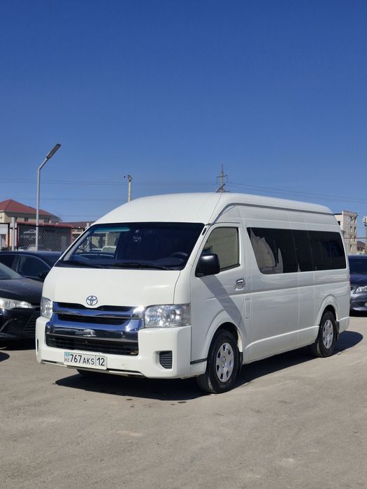 Аренда тойота хайс