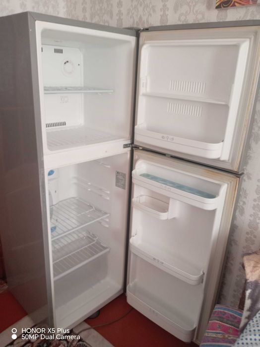 Холодильник б/у рабочий