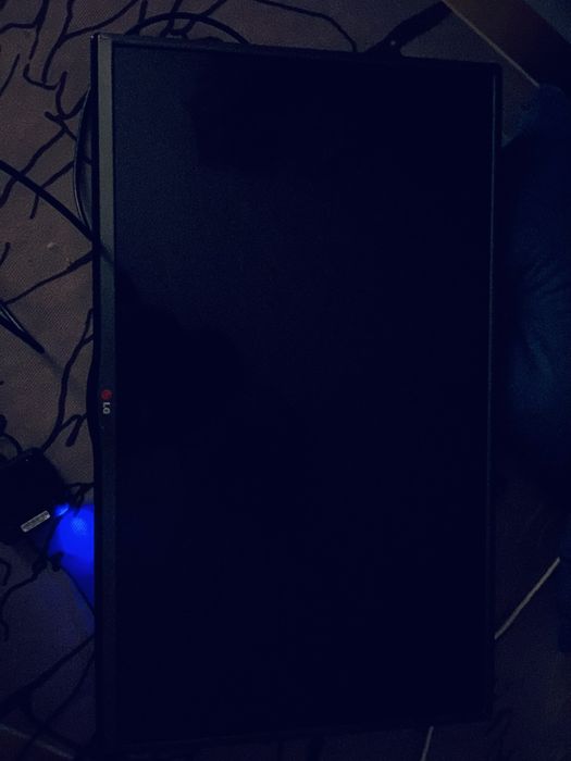 Телевизор LG в робочем состоянии