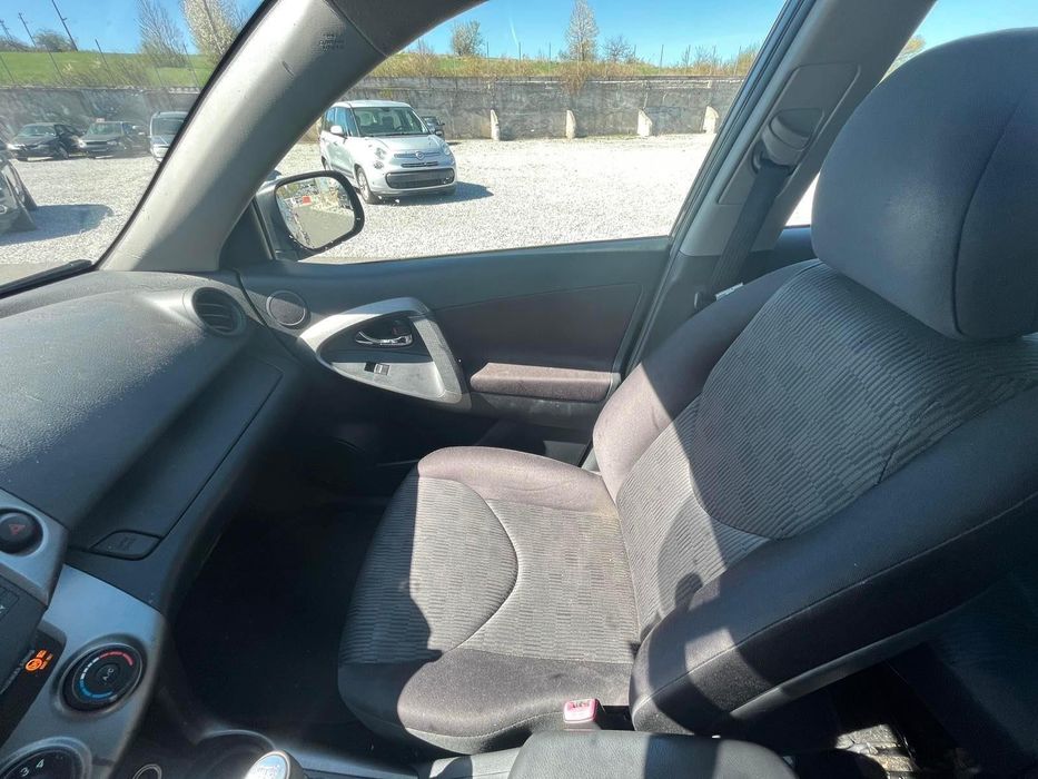 Toyota Rav 4 2.2 D4D 2011 150ps