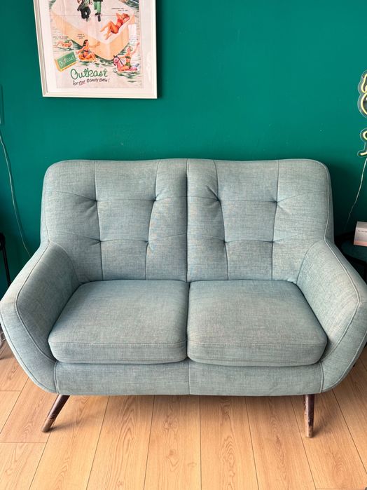 Продавам луксозен диван