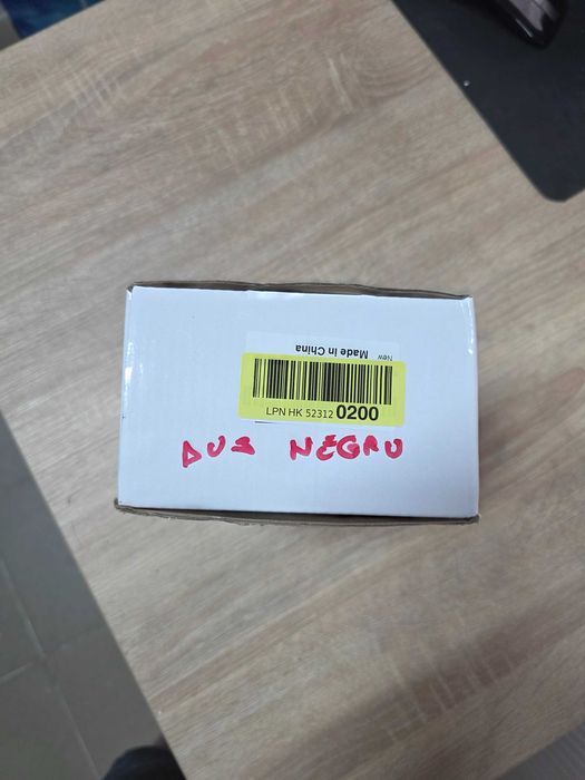 Baterii de duș Namuoto, montare pe perete, cu montare manuală în alamă