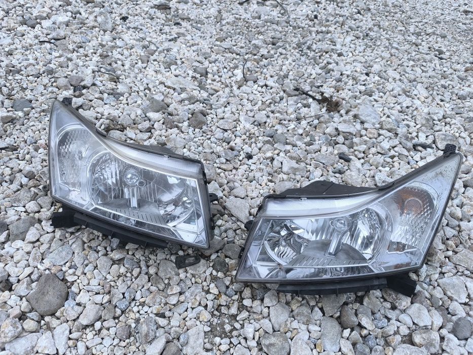 Фарове Chevrolet Cruze 2011г.
