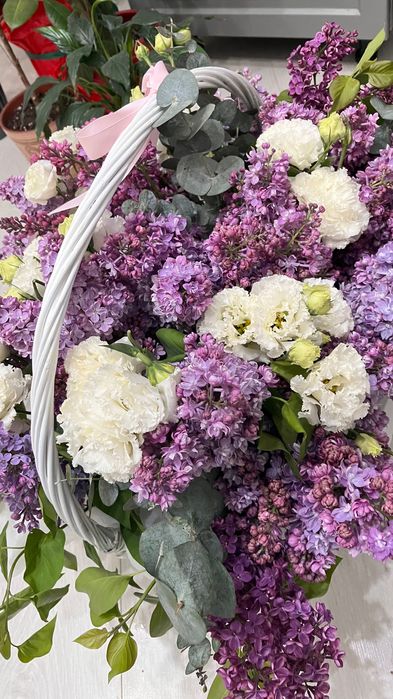 Готовый букет в корзине