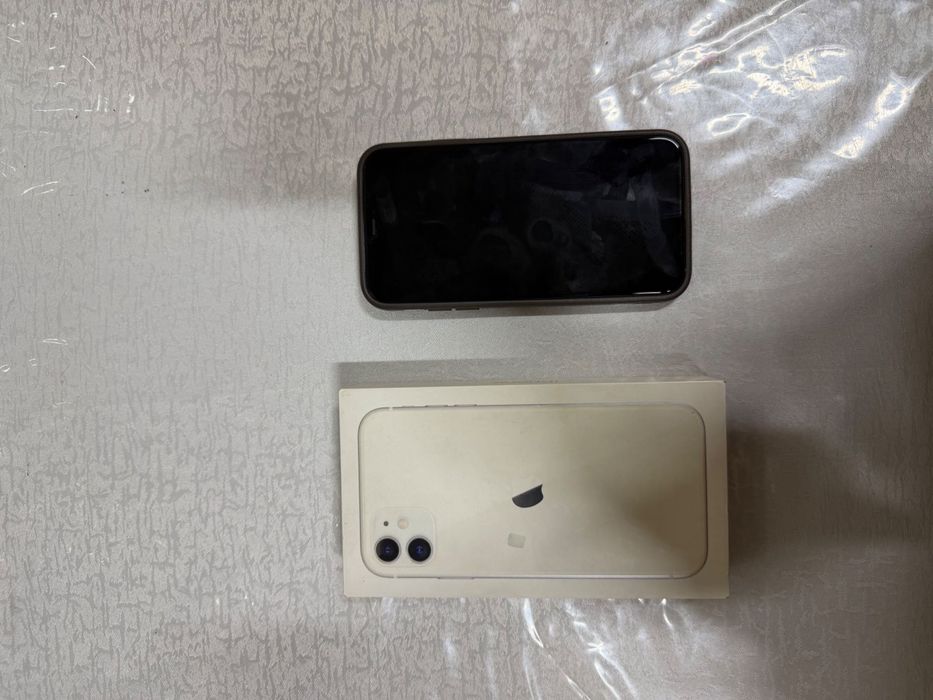 Iphone 11 white 64 gb