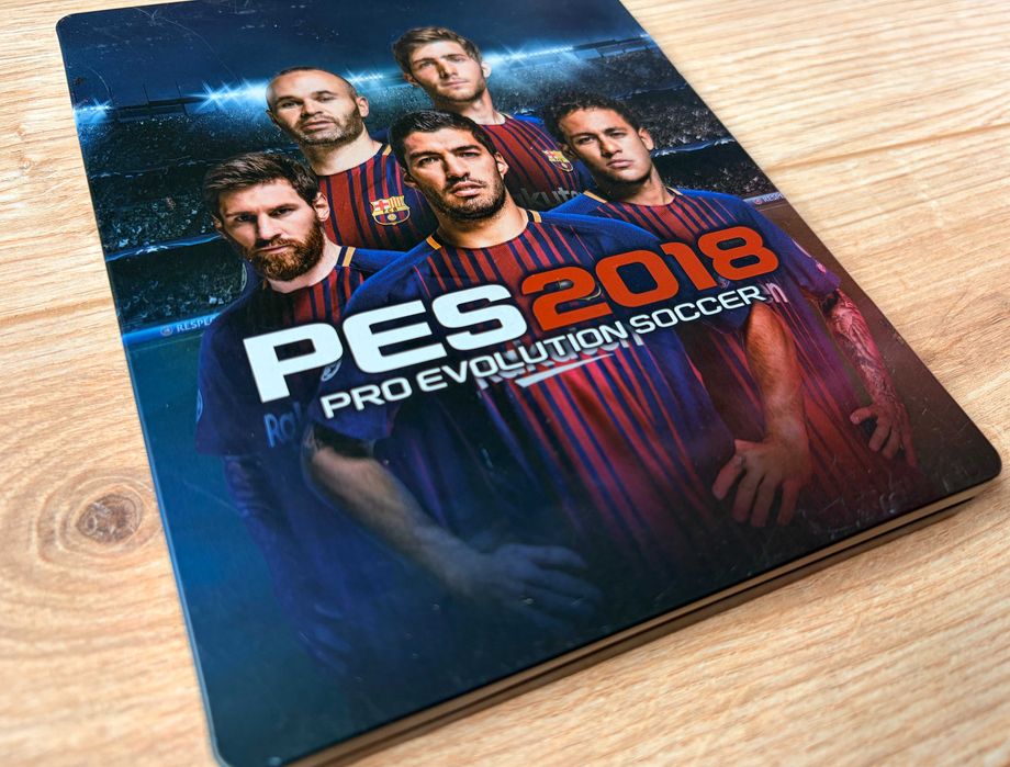 PS4 PES 2018 Pro Evolution Soccer Legendary Edition Steelbook