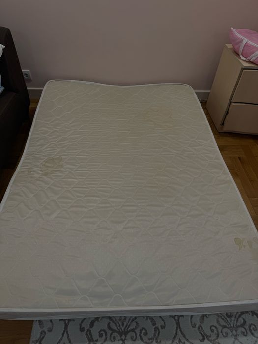 Матрас 140х200 б/у